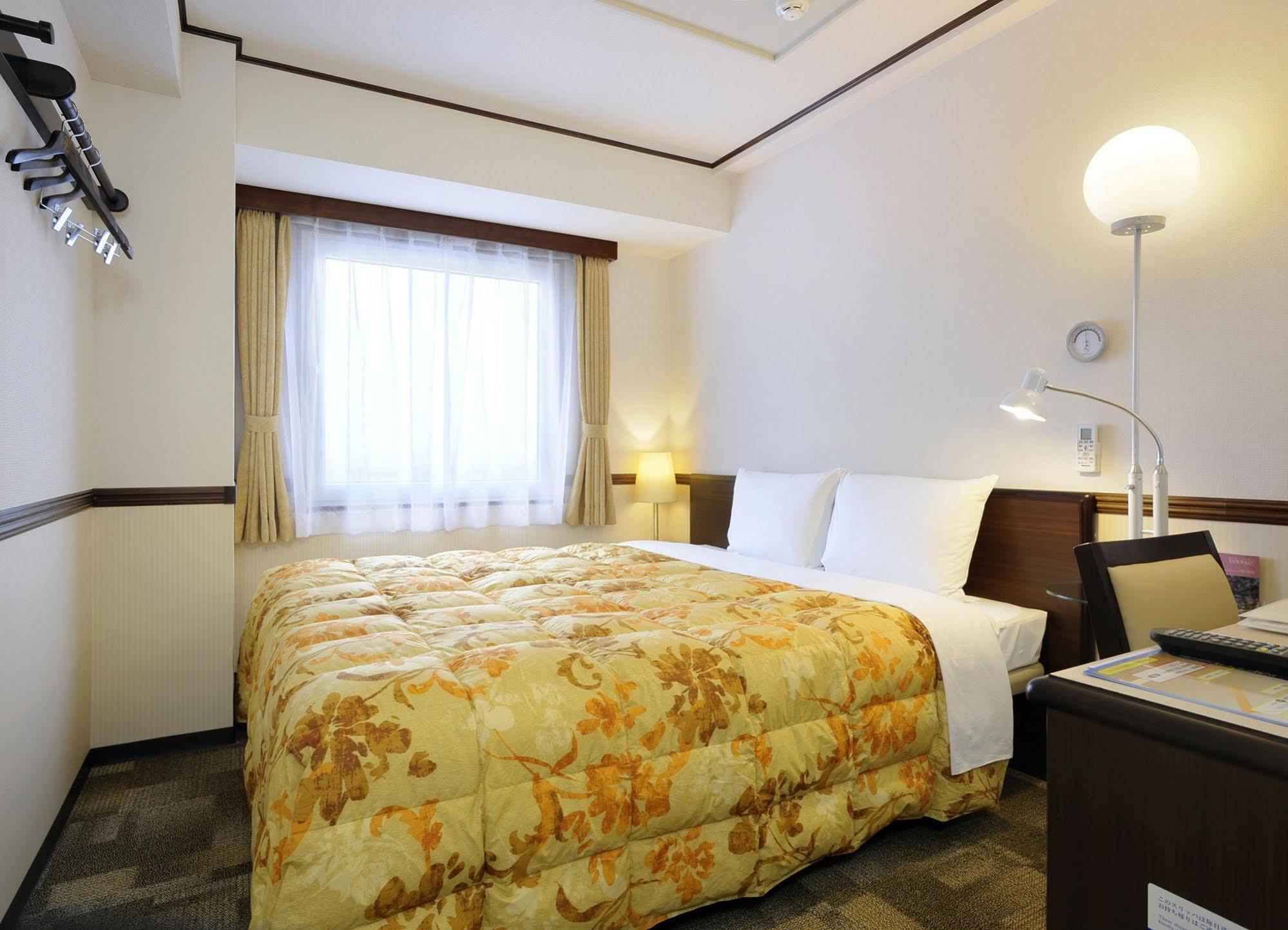 Toyoko Inn Kofu-Eki Minami-Guchi No.1 Exterior photo