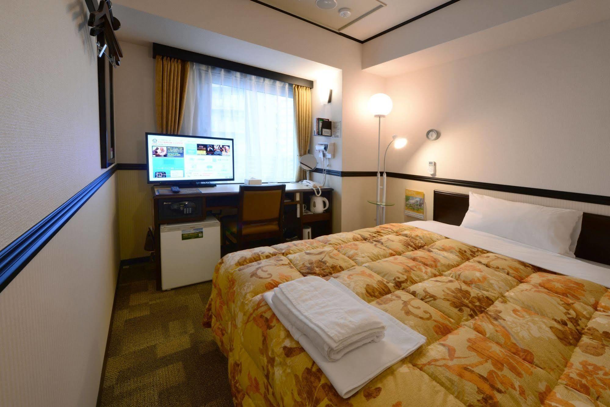 Toyoko Inn Kofu-Eki Minami-Guchi No.1 Exterior photo